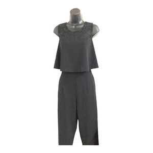 Black lace sequin peplum overlay swing top sleeveless jumpsuit size 6 new‎